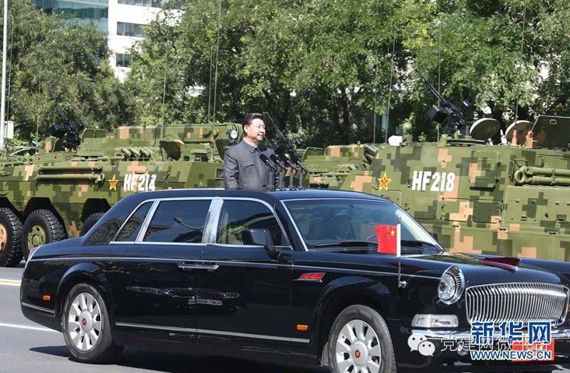 普京车队凌晨经过北京天安门广场震撼瞬间普京车队凌晨经过北京天安门广场